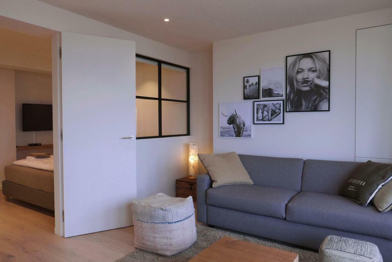 Appartement Met Zeezicht Ostenda Esterno foto
